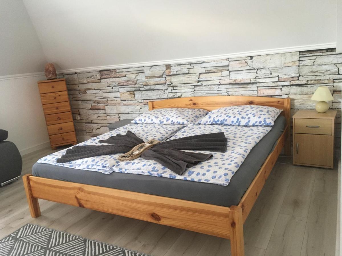 Szabó Wellness Vendégház Zamárdi Exterior foto